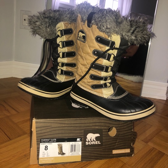 Women’s Sorel Tofino Gate Winter Boots - Picture 1 of 2